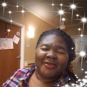 Meet your Posher, Vanessa